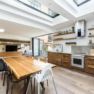 Holiday home Stunning 3bd Flat Shoreditch With Hidden Garden, London